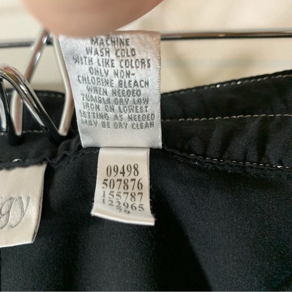 Chico's Zenergy Black Pant w Zip Ankle - Picture 10 of 10